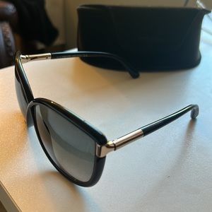 Tom Ford sunglasses, dark brown. Style name: Abbey.